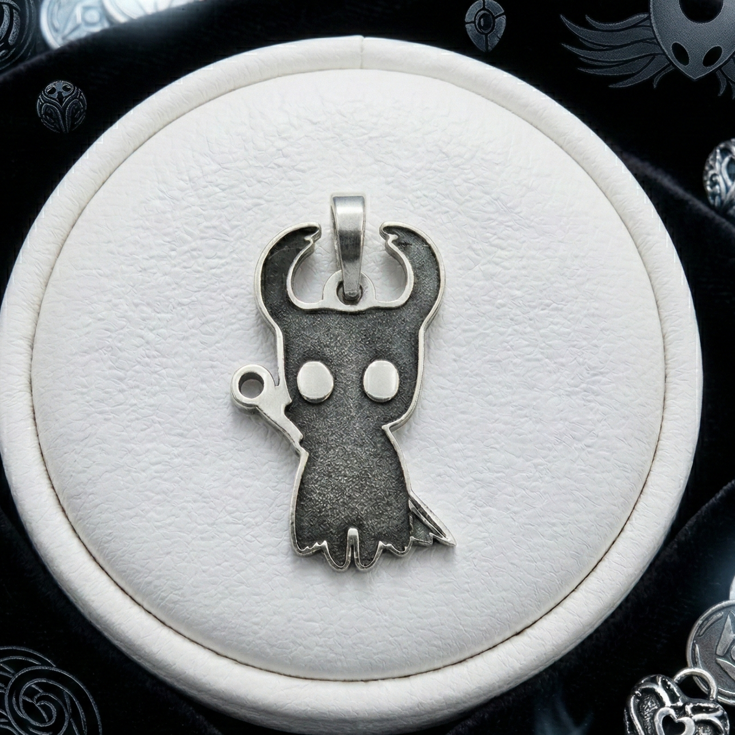 Dije - Hollow knight 01